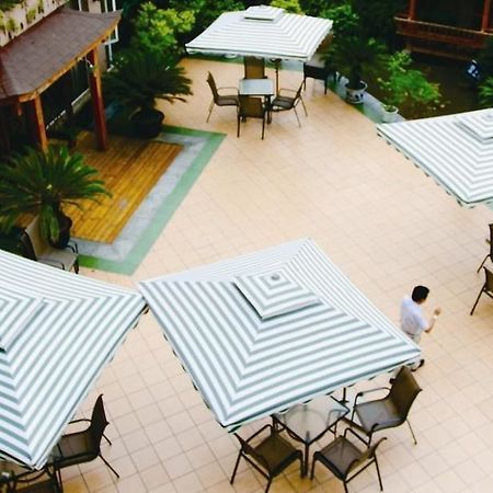 Modern City Inn Chengdú Exterior foto